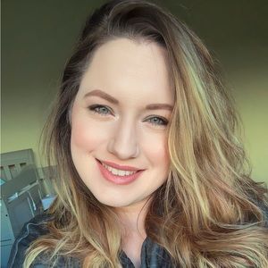 Meet your Posher, Kelsey